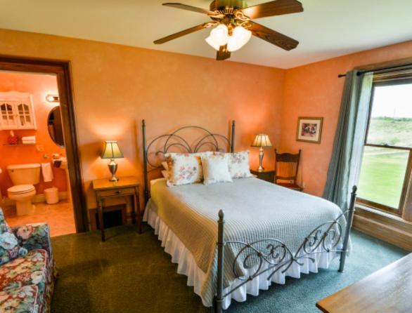 Country Hermitage Bed & Breakfast Acme Ngoại thất bức ảnh